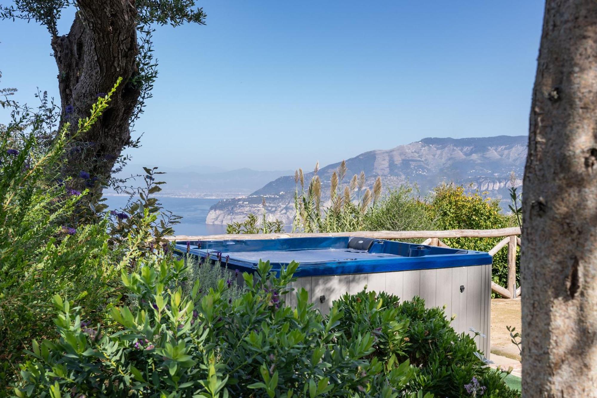 Villa Giulia Boutique Views Pool And Guest Services Sorrento Exterior photo